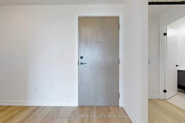 Additional image 28 of 2300 St Clair Ave Unit 807