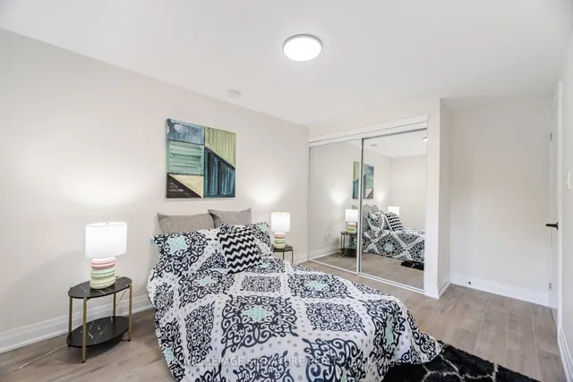 Additional image 20 of 34 Goskin Crt