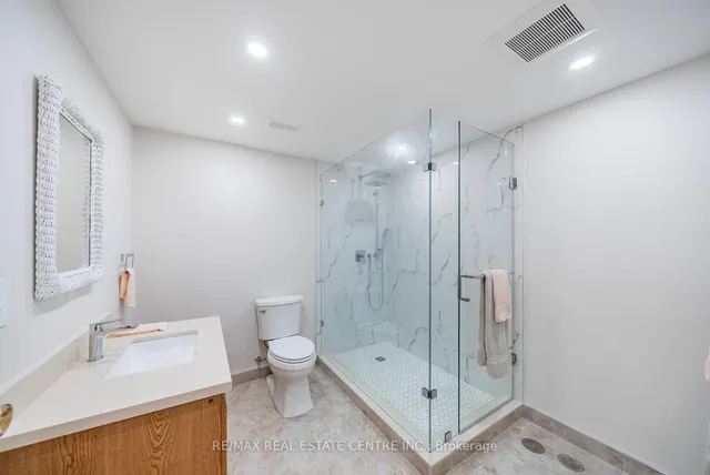 Additional image 43 of 116 Kenpark Ave