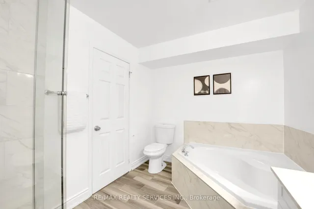 Additional image 27 of 3059 Finch Ave Unit 45