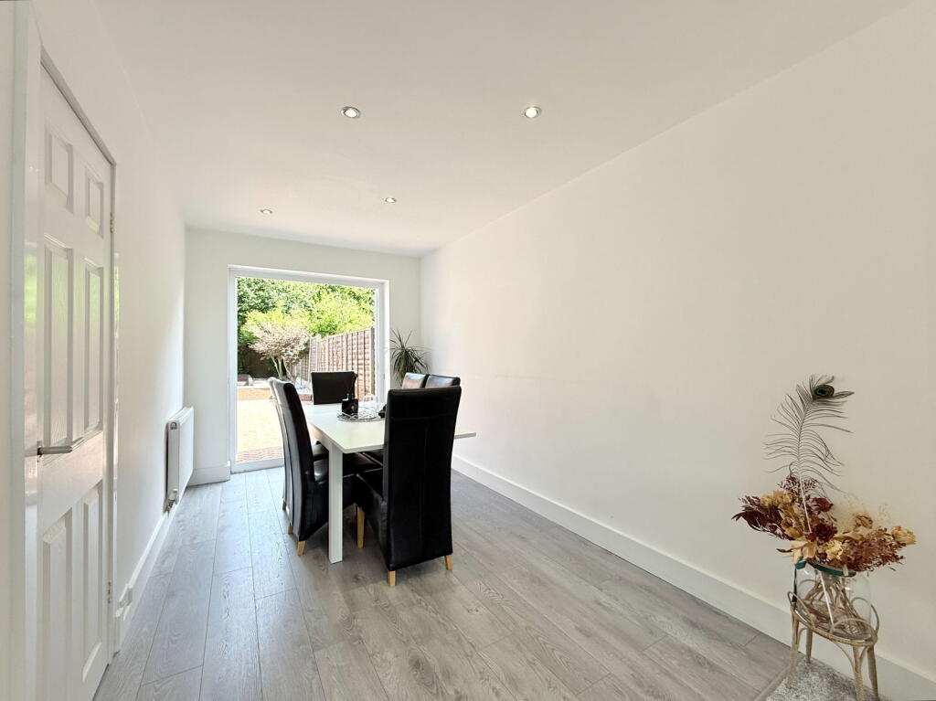 Additional image 4 of Fabian Crescent, Shirley