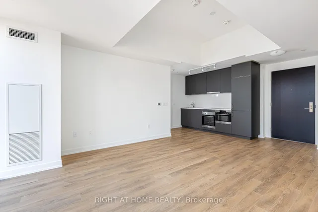 Additional image 7 of 158 Front St Unit 714