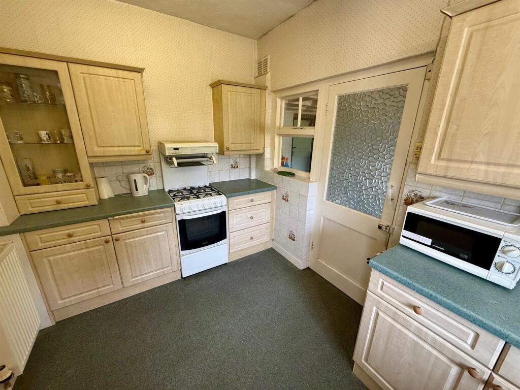 Additional image 7 of Haslucks Green Road, Shirley, Solihull