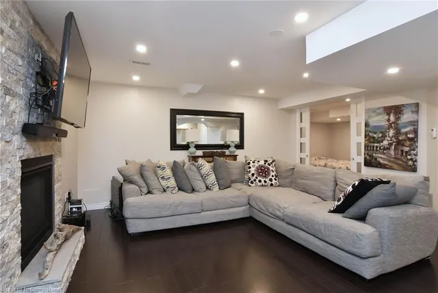 Additional image 30 of 120 Rising Hill Ridge