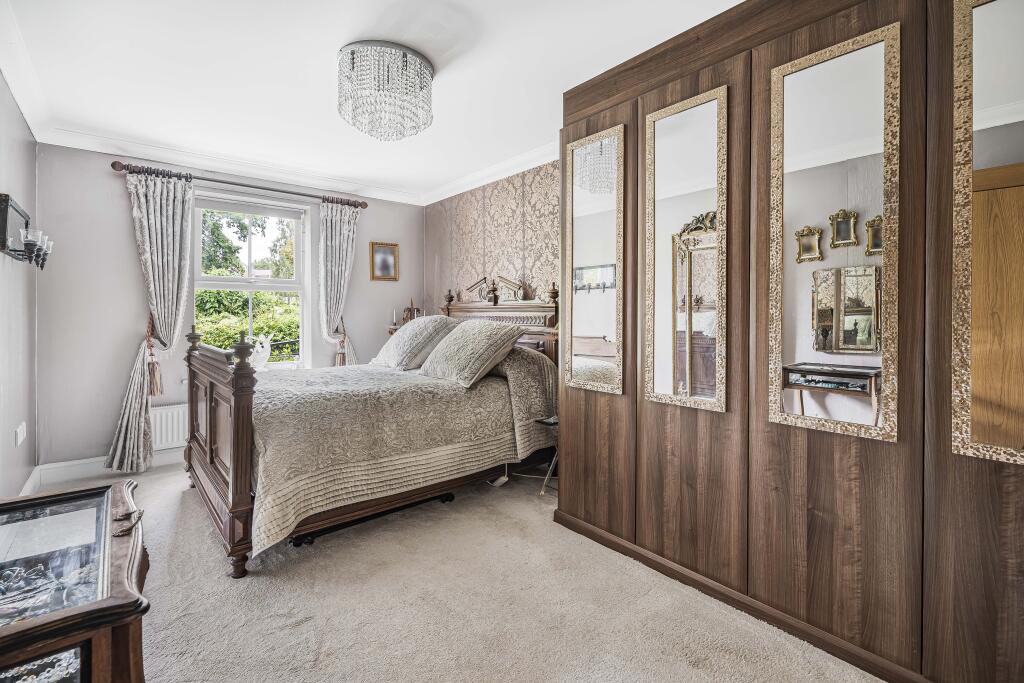 Additional image 9 of Church Street, Welwyn, AL6