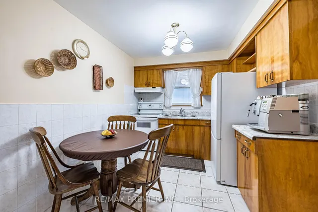 Additional image 6 of 22 Meadow Lane Ave