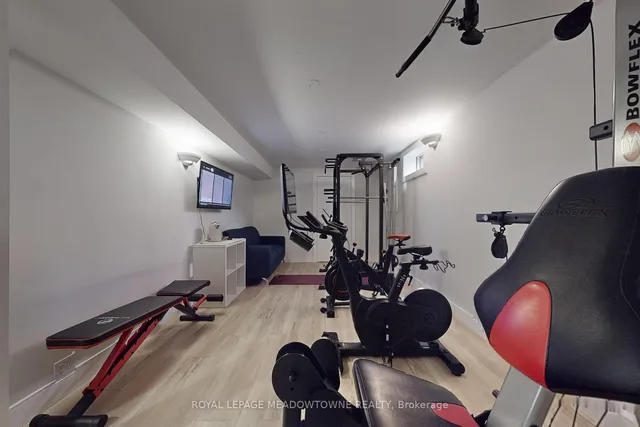 Additional image 39 of 365 Celtic Dr