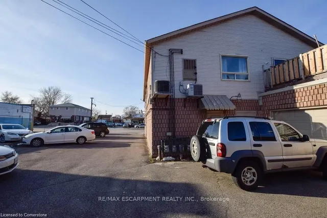 Additional image 44 of 120 Parkdale Ave