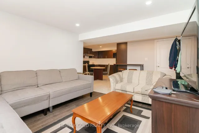 Additional image 28 of 10 Brookdale Cres