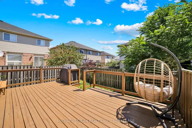 Additional image 33 of 42 Vennio Lane