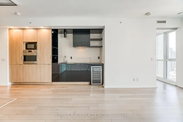 Additional image 6 of 70 Temperance St Unit 2501