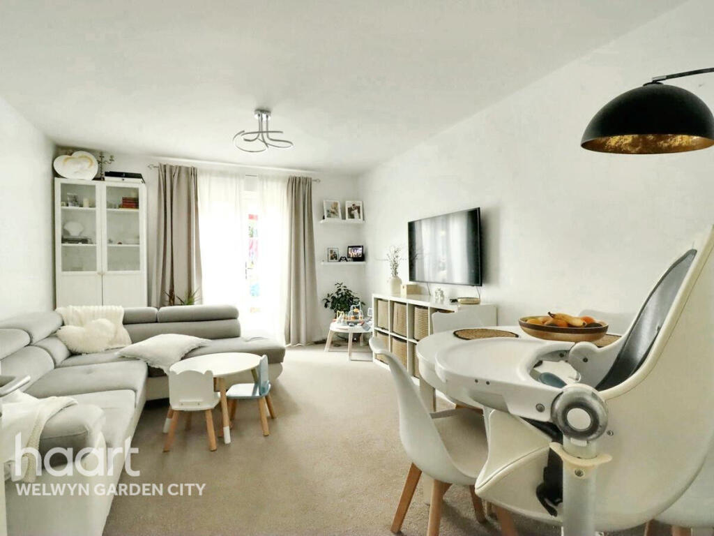 Additional image 12 of Forresters Drive, Welwyn Garden City