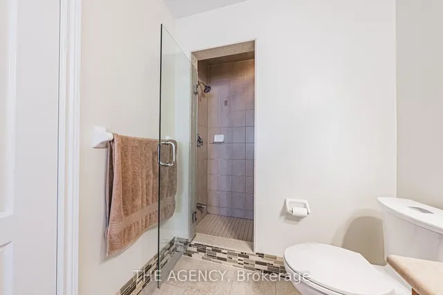 Additional image 33 of 636 Serafini Cres