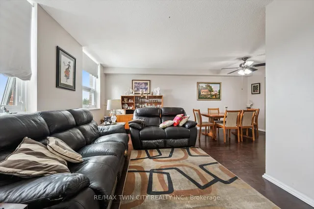 Additional image 7 of 4 Lisa St Unit 707