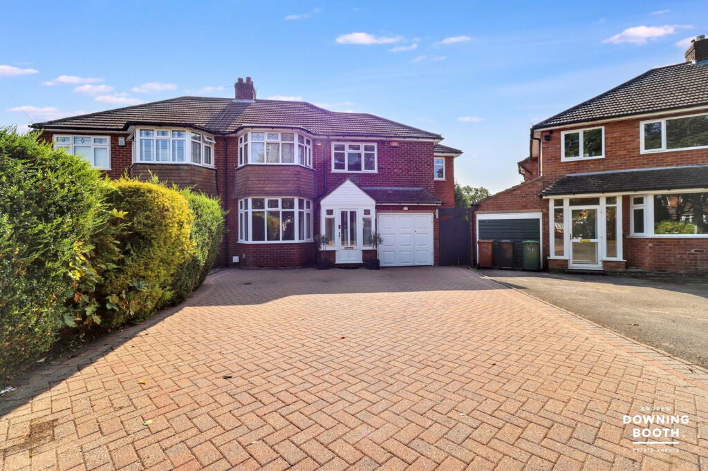 Property image for Northside Drive, Sutton Coldfield, B74 3QQ - Spacious Four Bedroom Home