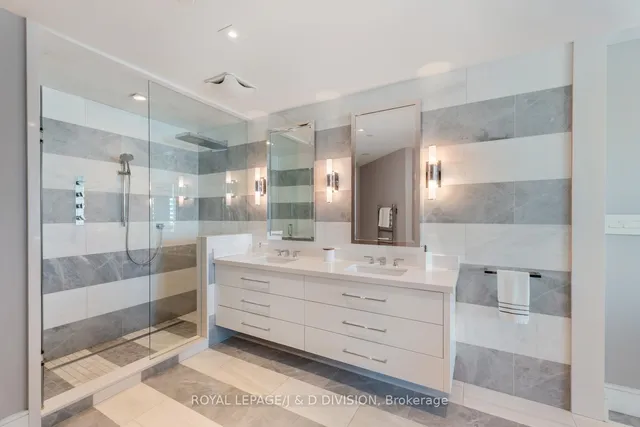 Additional image 29 of 211 Queens Quay Unit 1201