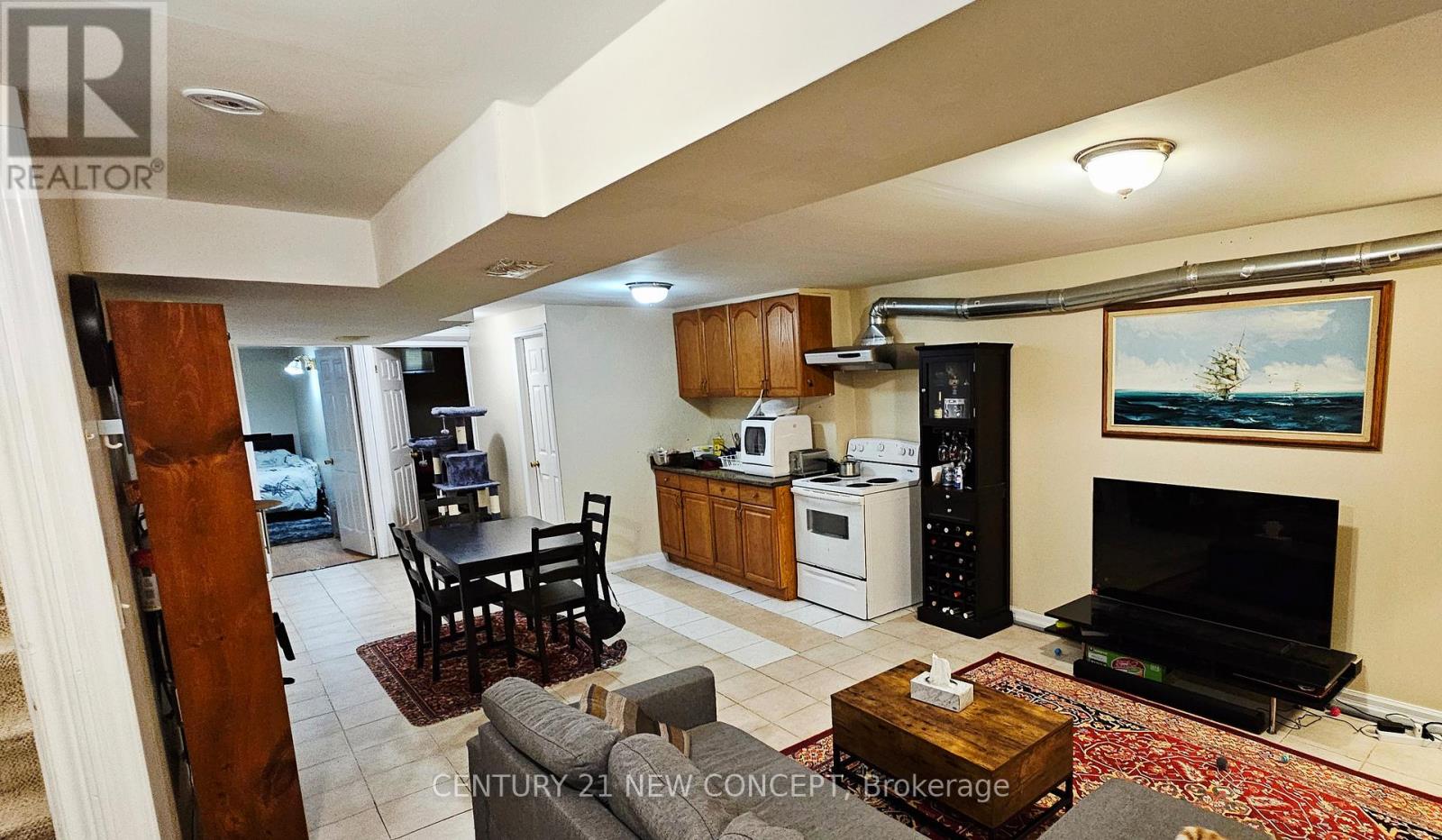 BSMT - 106 CHURCH STREET S|Richmond Hill (Crosby), Ontario L4C1W3