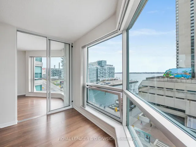 Additional image 18 of 10 Queens Quay Unit 706