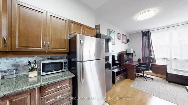 Additional image 21 of 4200 Bathurst St Unit 707