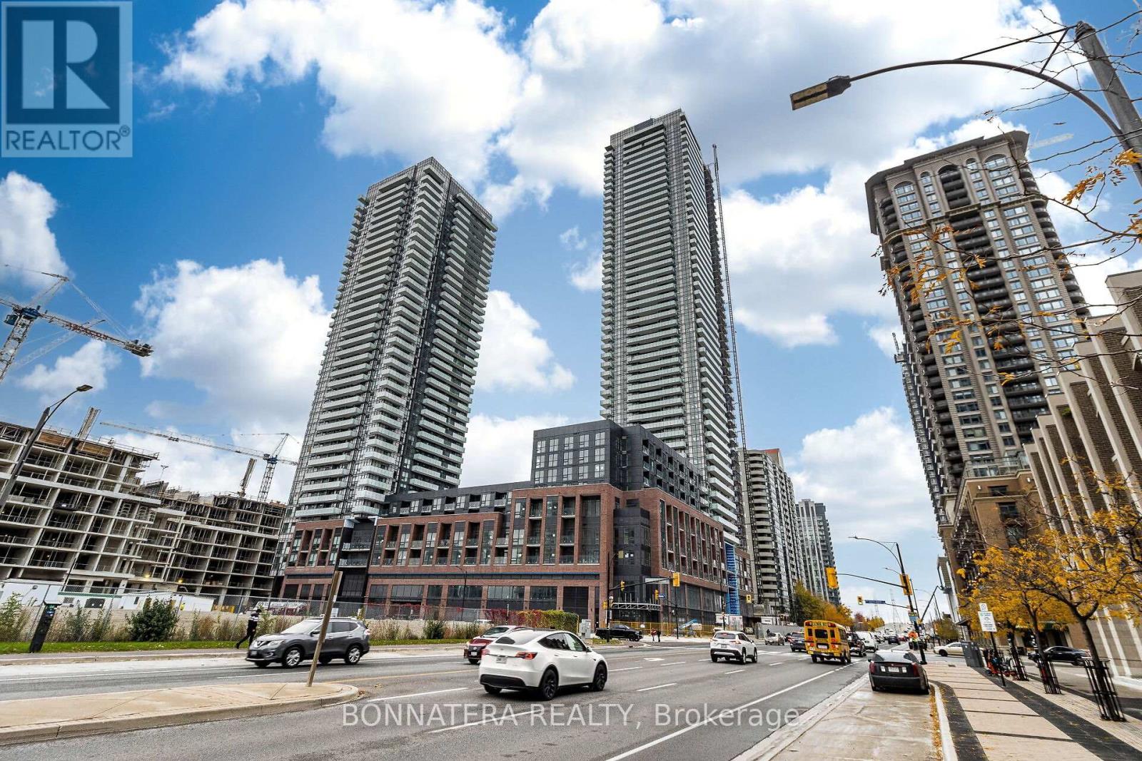 1703 - 4130 PARKSIDE VILLAGE DRIVE|Mississauga (City Centre), Ontario L5B0L7