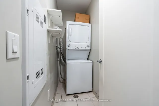 Additional image 24 of 118 King St Unit 921