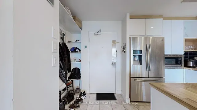 Additional image 7 of 25 Sunrise Ave Unit 1603