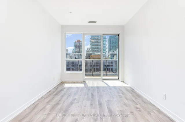 Additional image 3 of 1030 King St Unit 1039