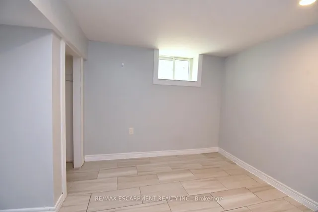 Additional image 38 of 687 Upper James St