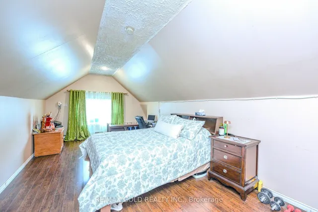 Additional image 24 of 14 Burlington St