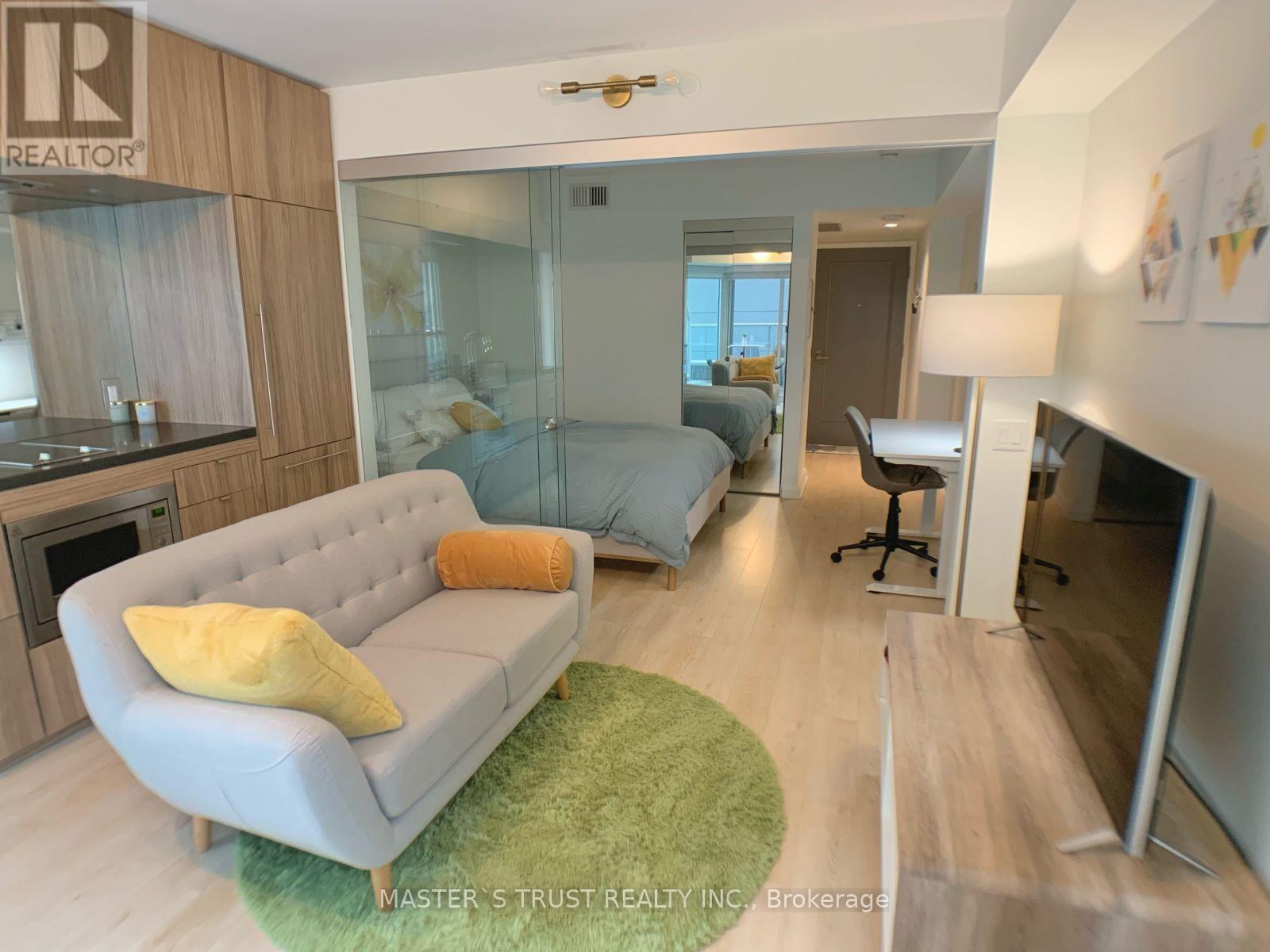 405 - 155 YORKVILLE AVENUE|Toronto (Annex), Ontario M5R1C4