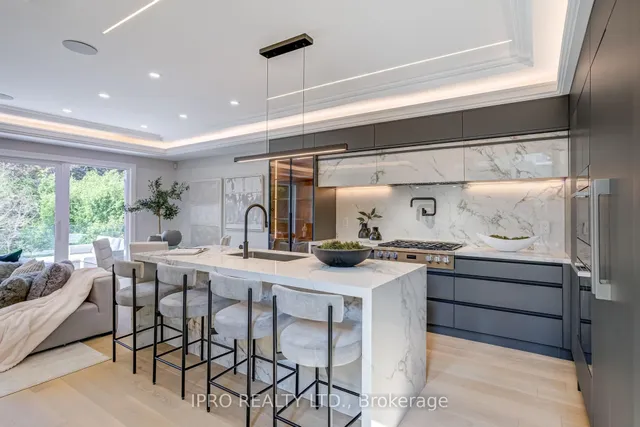 Additional image 13 of 594 Broadway Ave