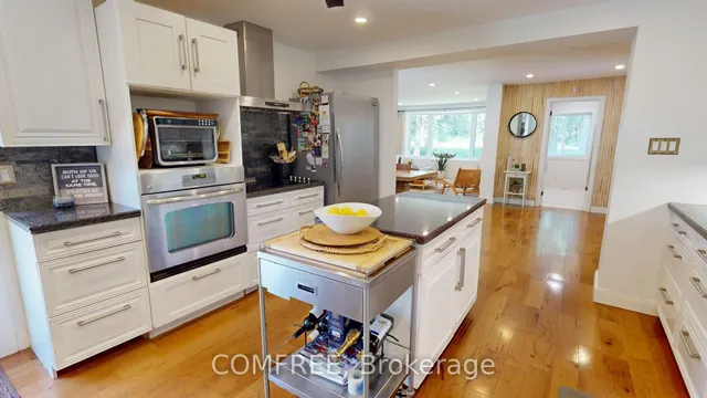 Additional image 10 of 11022 Fifth Line