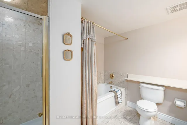 Additional image 21 of 442 Maple Ave Unit 609