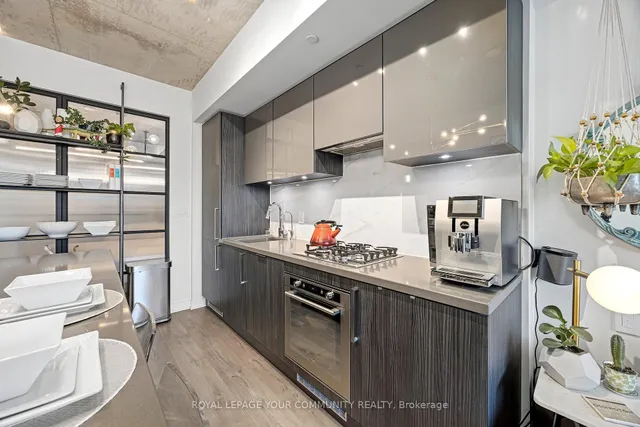 Additional image 5 of 109 Ossington Ave Unit 216