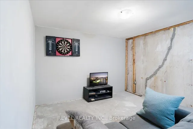 Additional image 29 of 30 Regent Ave Unit 28A