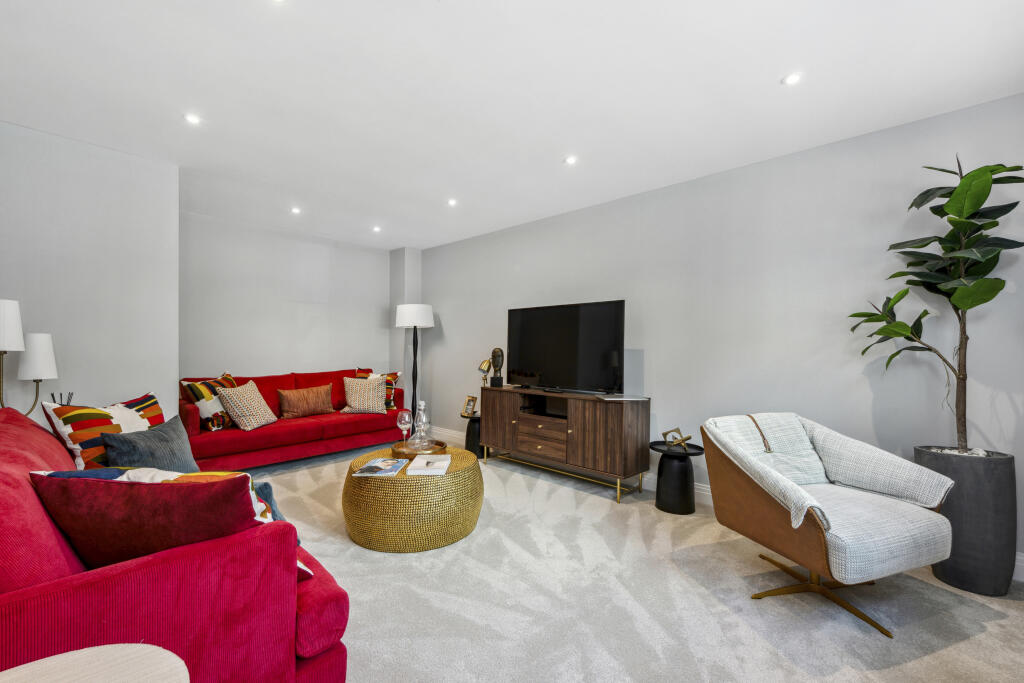 Additional image 6 of Plot 6 Acer Close Radlett Road, St. Albans, AL2