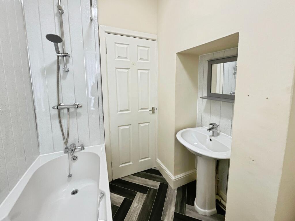 Additional image 3 of Holly Street, Burnley, BB10