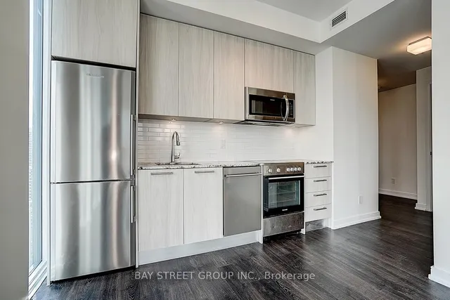Additional image 8 of 28 Wellesley St Unit 3107