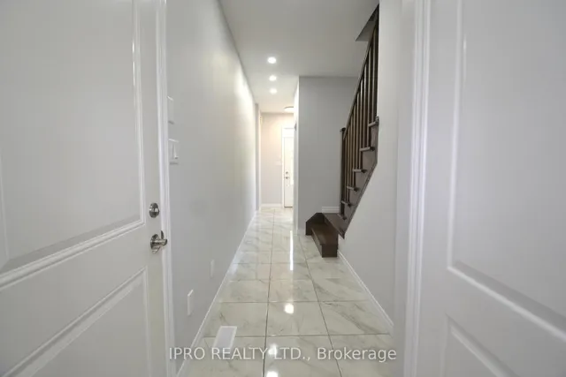 Additional image 33 of 98 Shoreview Pl Unit 6