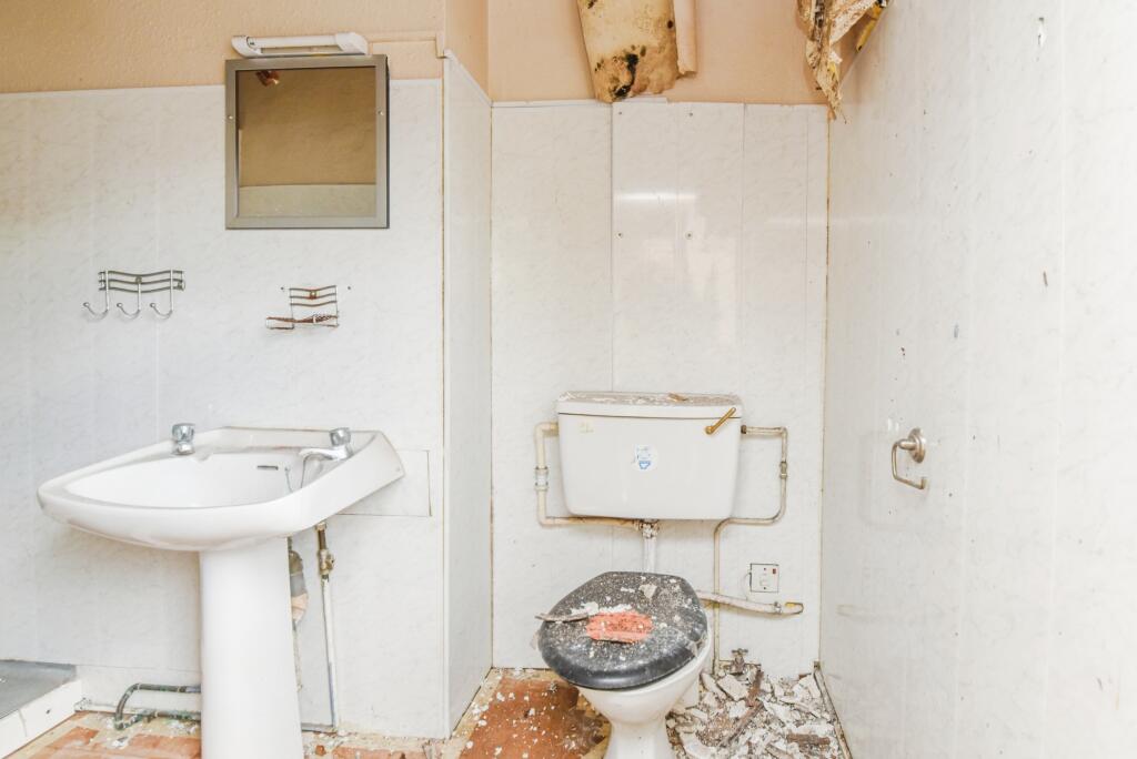 Additional image 38 of 3 Weymouth Street, Warminster, Wiltshire BA12 9NP