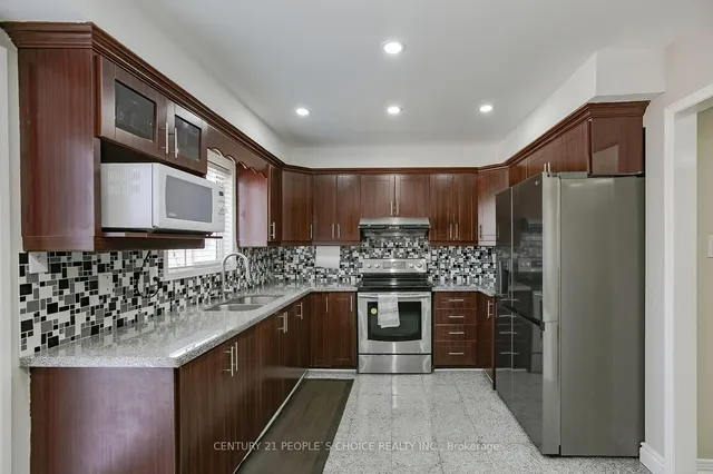 Additional image 16 of 27 Caruso Dr
