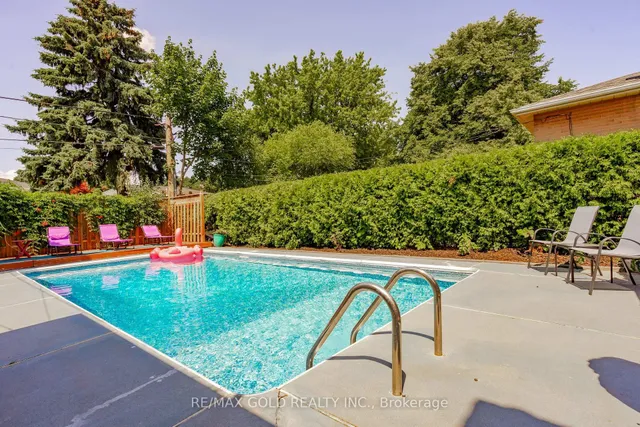 Additional image 37 of 10 Brookdale Cres