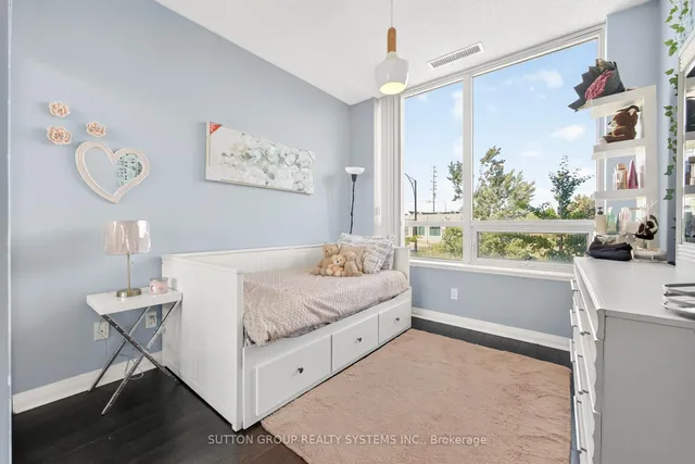 Additional image 31 of 55 Eglinton Ave Unit 104