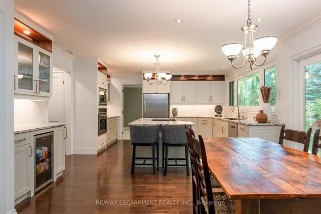 Additional image 15 of 1353 Hazelton Blvd