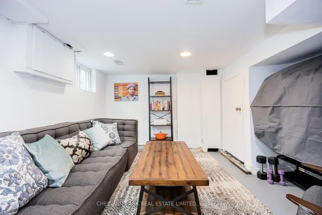 Additional image 15 of 154 Cedric Ave