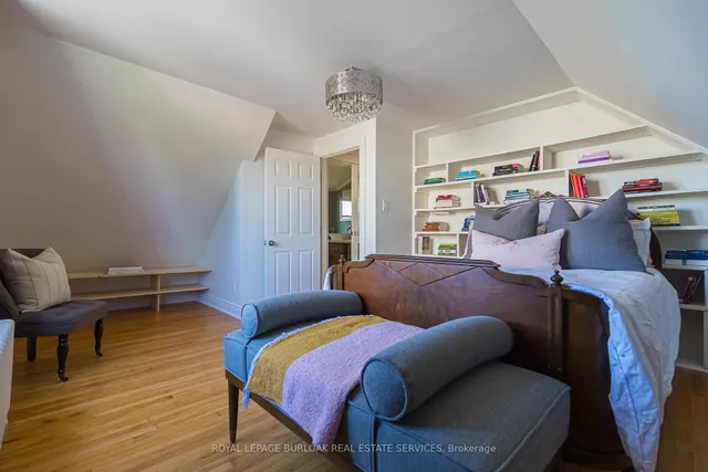 Additional image 18 of 116 1st St