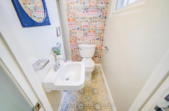 Additional image 38 of 49 Mckee Ave