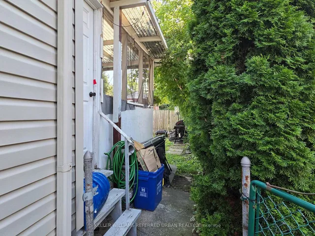 Additional image 46 of 71 East 24th St