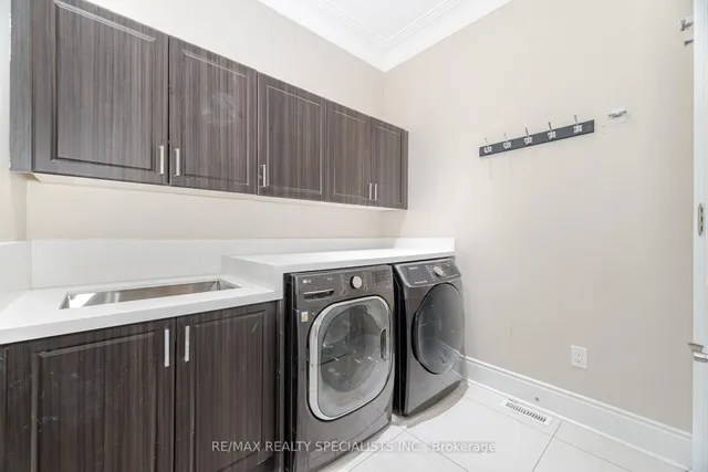 Additional image 21 of 57 Elbern Markell Dr