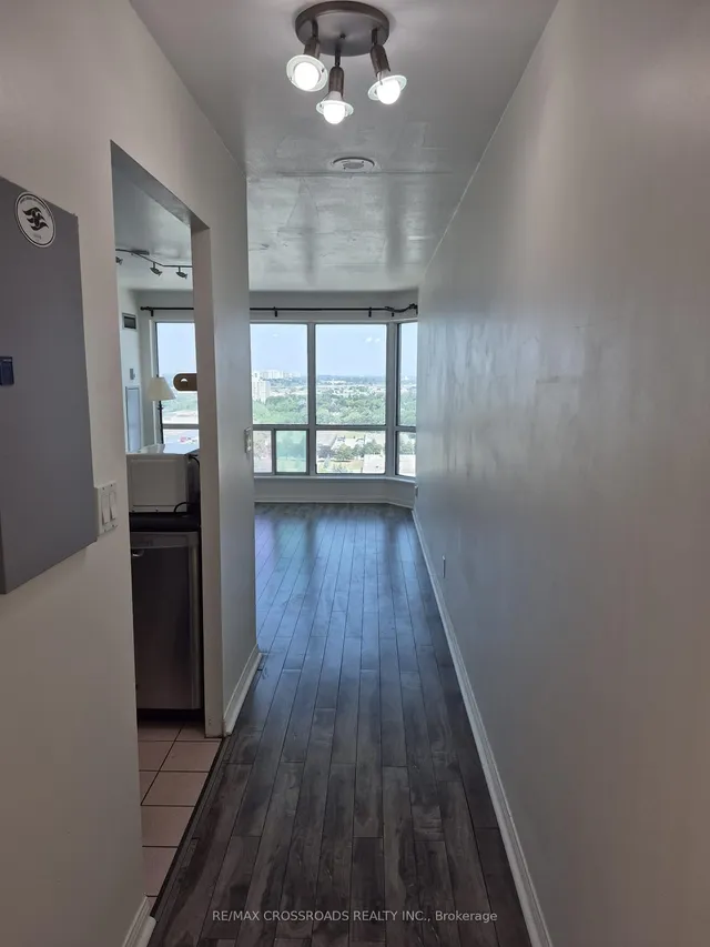 Additional image 17 of 8 Lee Centre Dr Unit 2112